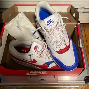 Nike PR Air Max size 8